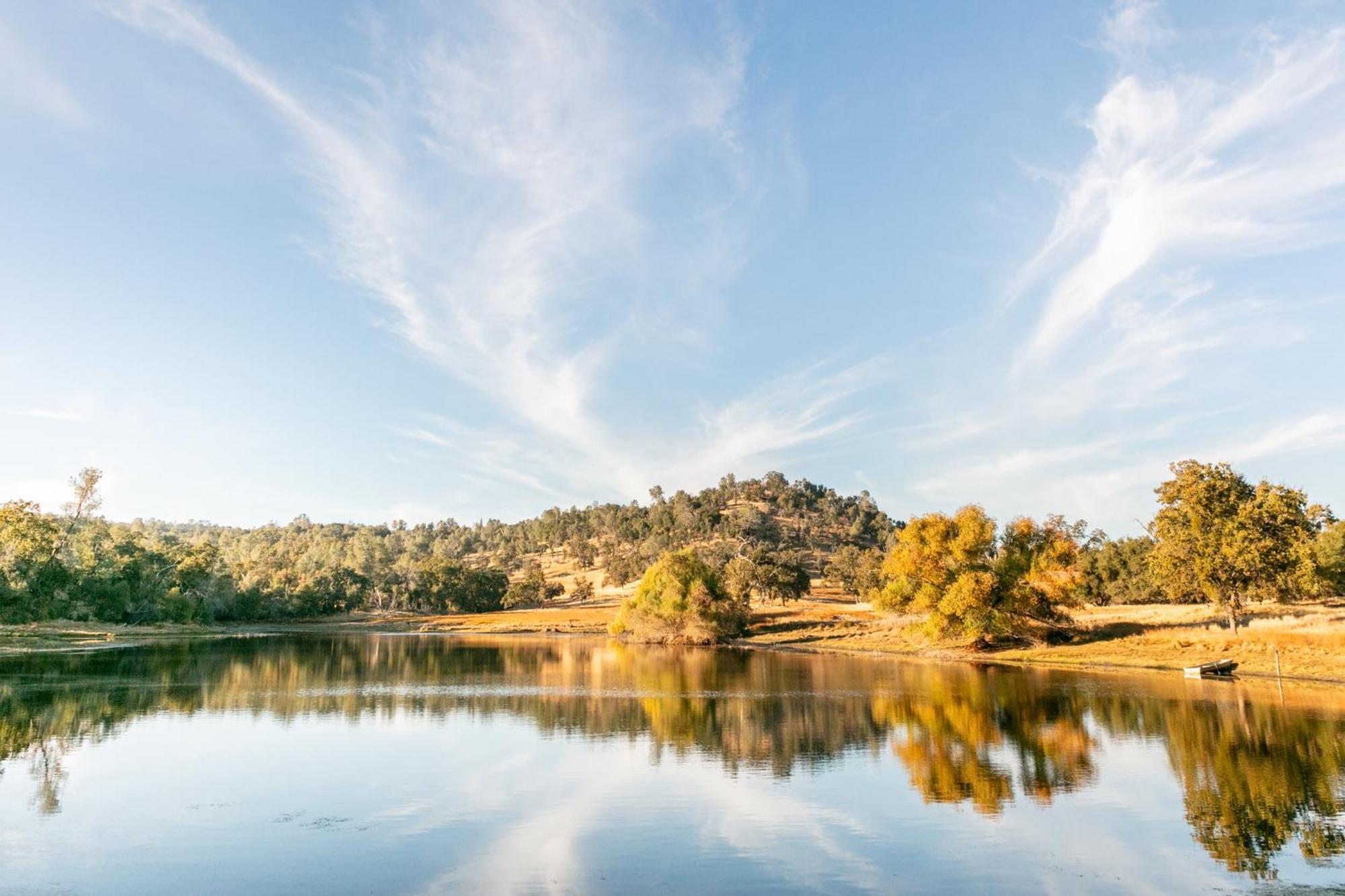 Rolling Oaks Ranch - 200 Acres Of Lakeside Beauty & Countryside Serenity Mariposa Exteriér fotografie